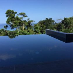 Guadeloupe Deshaies, villa 8 personnes, piscine a debordement